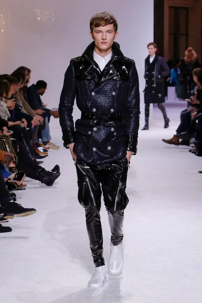 Look 57